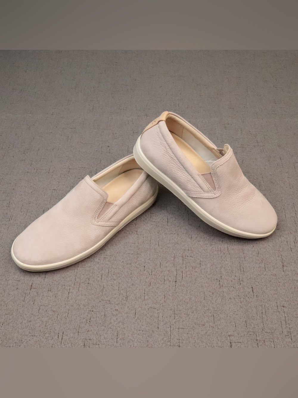 ECCO Soft 7 Slip-On Sneakers Grey Rose Powder Leather US 7-7.5